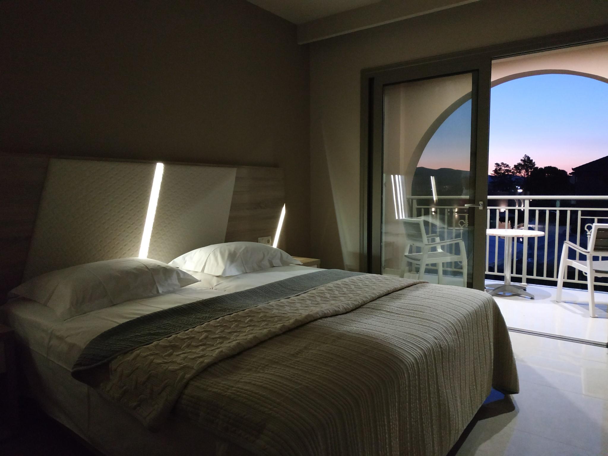 Eleni'S Garden & Castello Suites Alykanas  Bagian luar foto